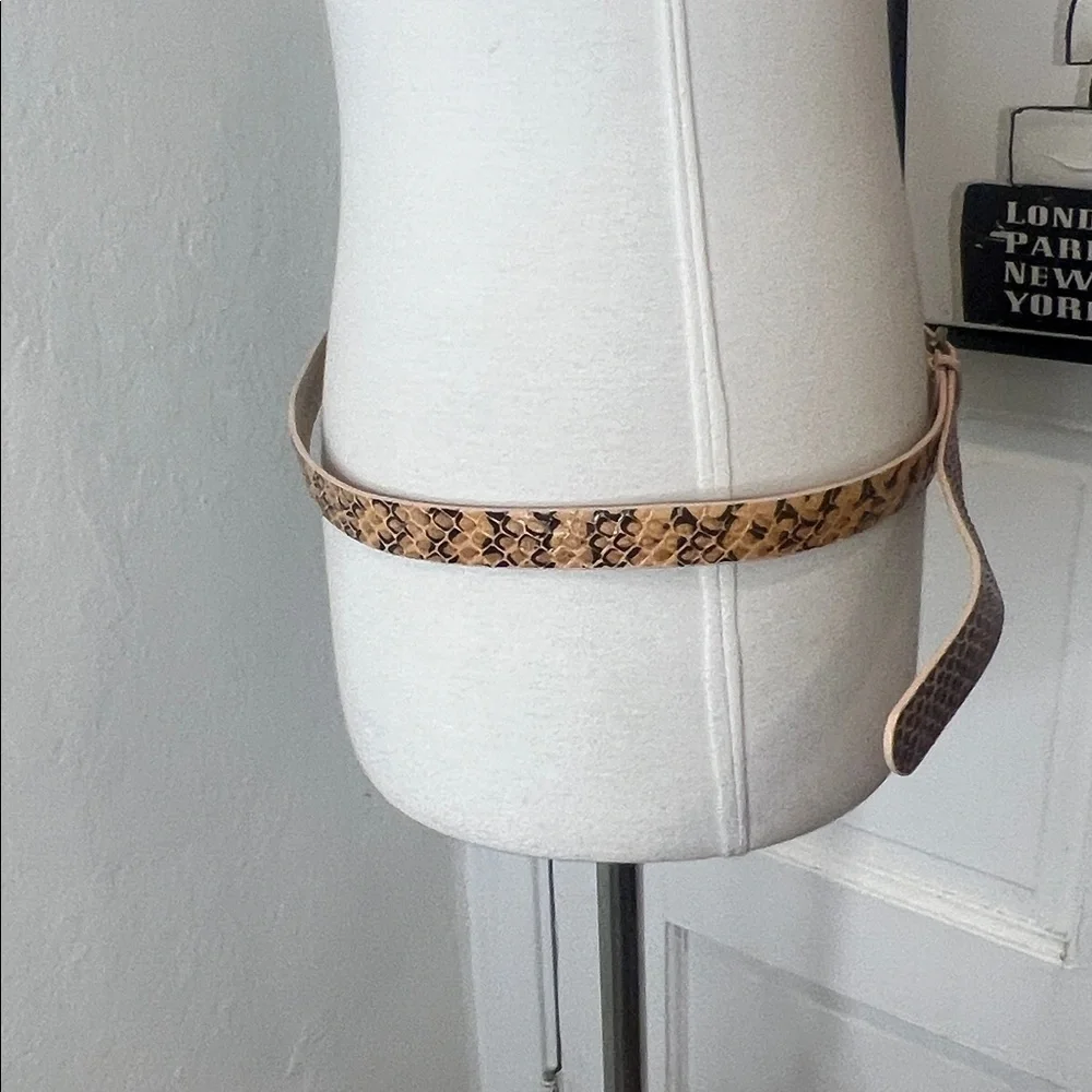 J. Crew Brown & Tan Snake Embossed Leather Belt Size M - Picture 2 of 8